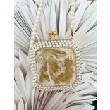 "Arany-fehér gyöngyös epoxi gyanta táska" #01