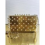 "Arany epoxi gyanta fedésű gyöngyös táska"#26