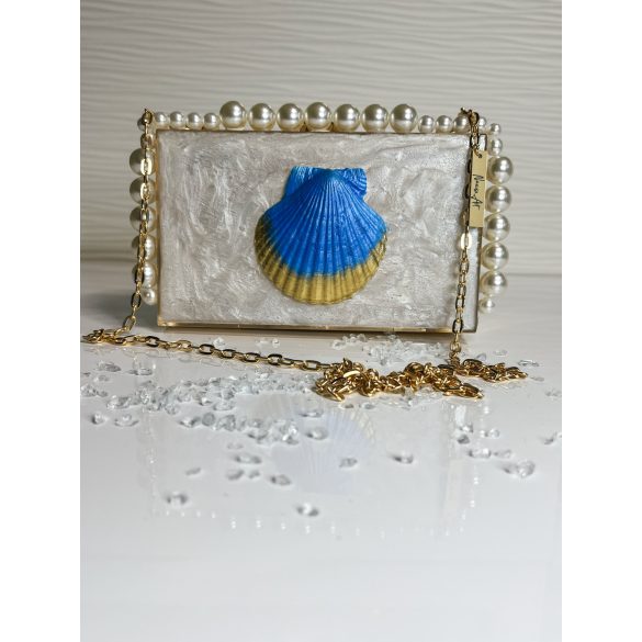"Arany-királykék epoxi gyanta fedésű, kagyló és gyöngy díszítésű elegáns női clutch táska"#