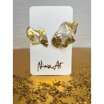   "Arany-fehér asszimetrikus epoxi gyanta virágos fülbevaló"#05