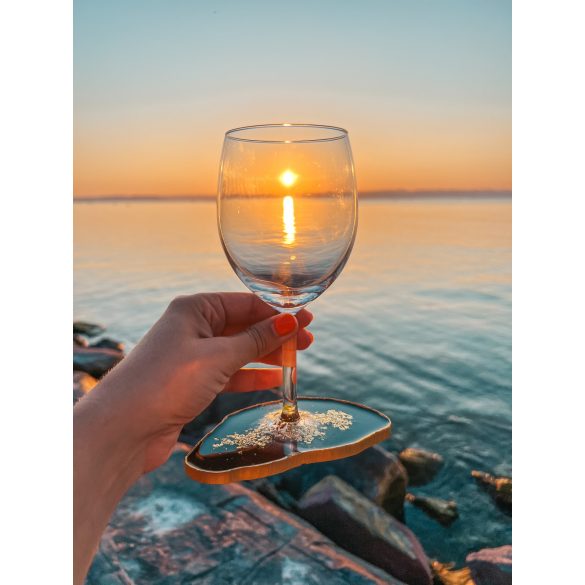 "Fekete-arany pelyhekkel" #06